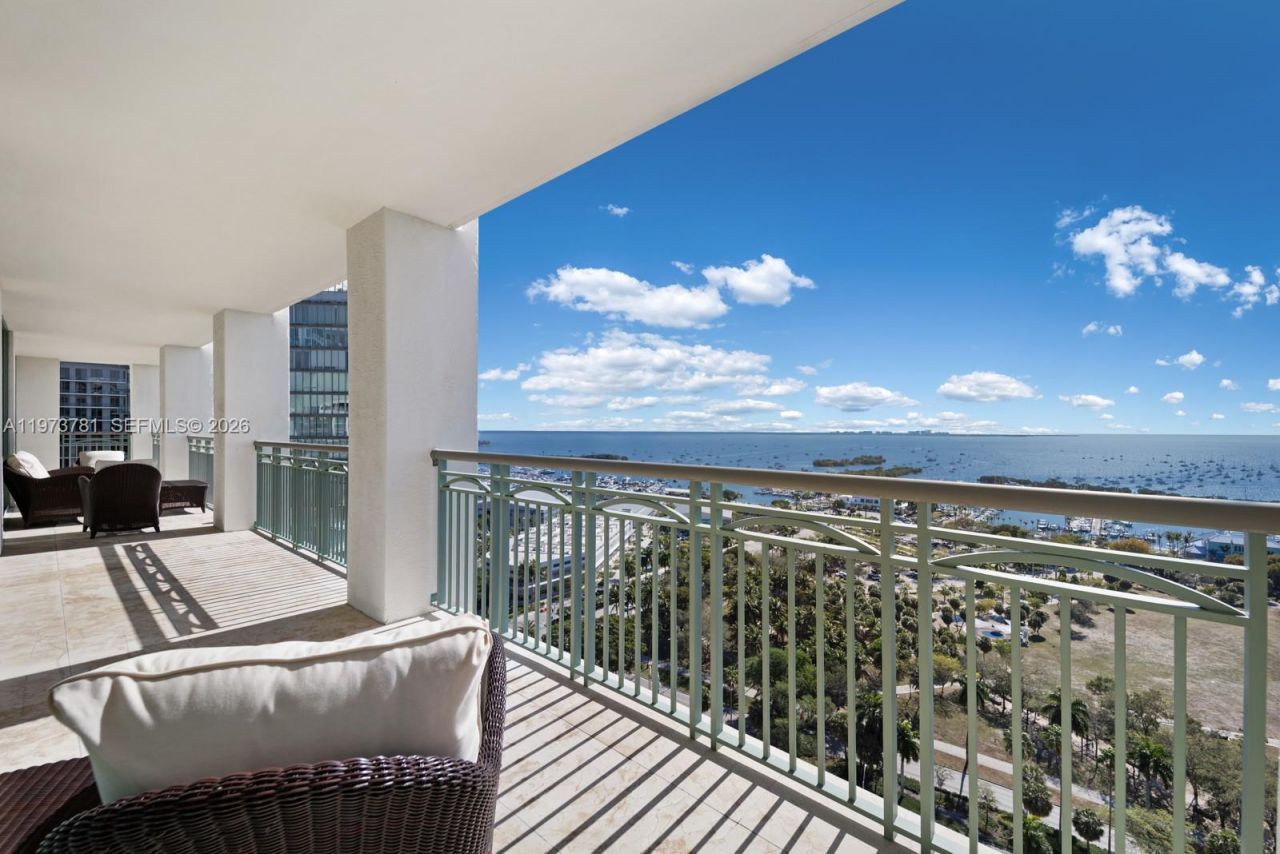 3400 SW 27th Ave , Unit 2102, Miami, FL 33133 Photo