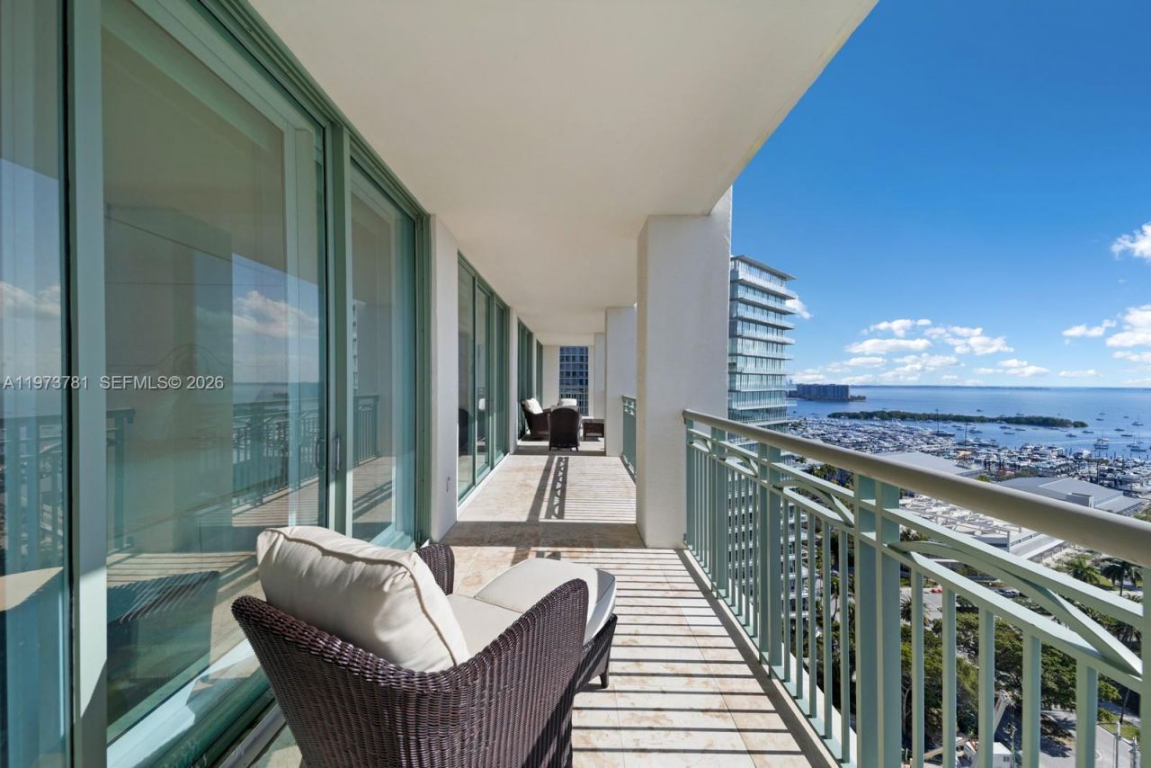 3400 SW 27th Ave , Unit 2102, Miami, FL 33133 Photo