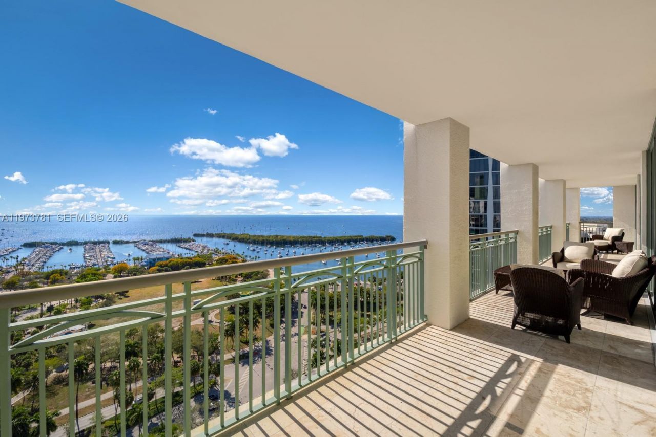 3400 SW 27th Ave , Unit 2102, Miami, FL 33133 Photo