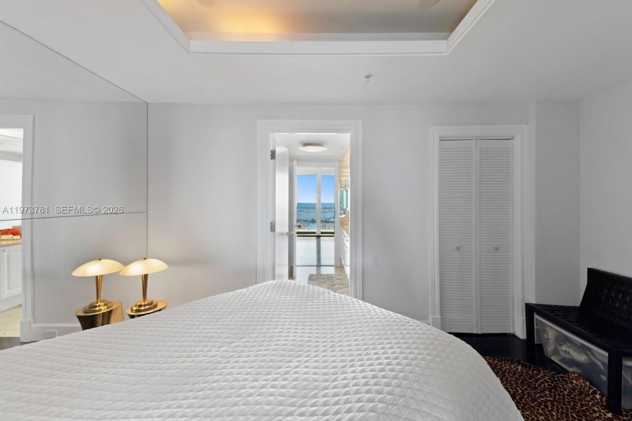 3400 SW 27th Ave , Unit 2102, Miami, FL 33133 Photo