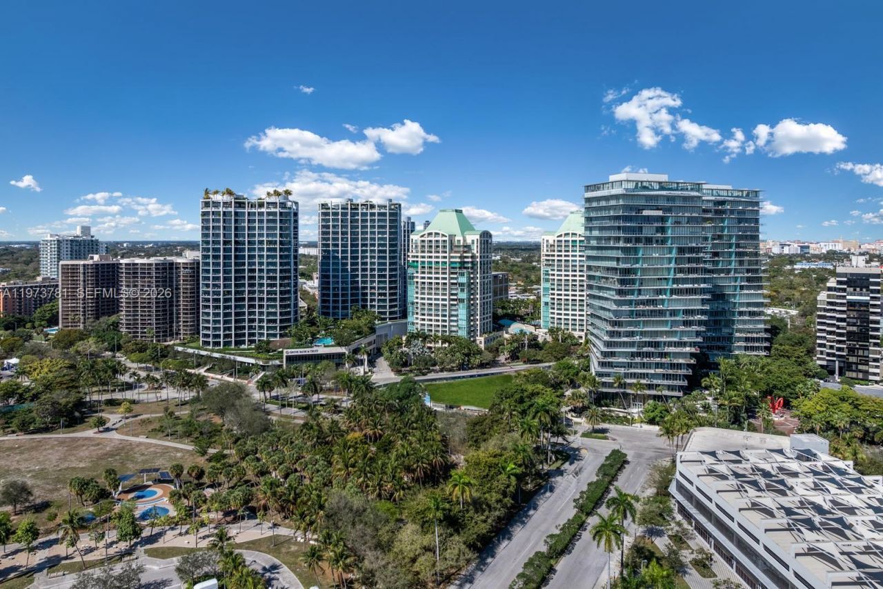 3400 SW 27th Ave , Unit 2102, Miami, FL 33133 Photo