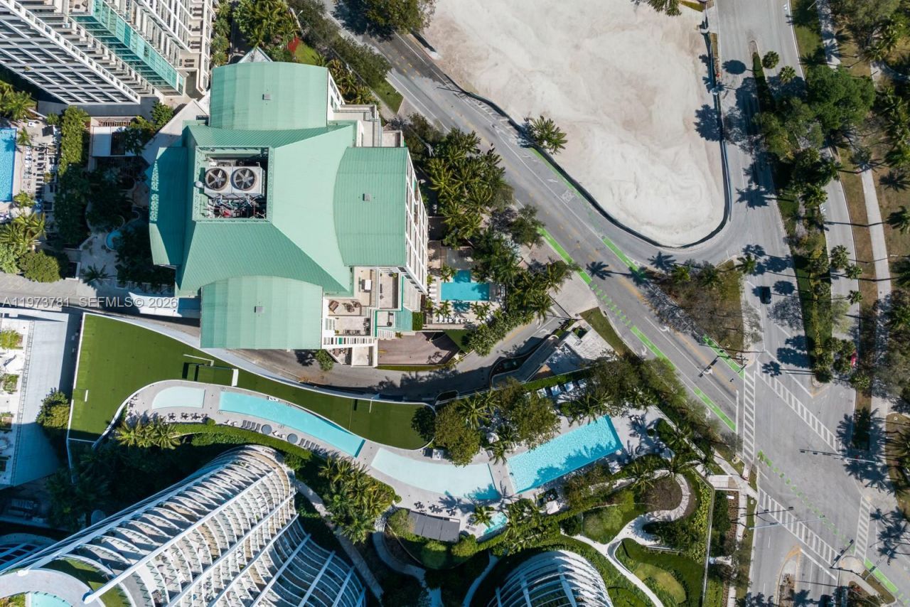 3400 SW 27th Ave , Unit 2102, Miami, FL 33133 Photo