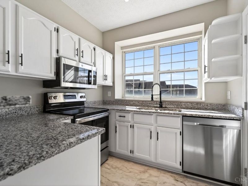 4187 Intrepid Drive, Unit 38, Cincinnati, OH 45252 Photo 9