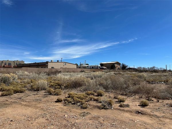 2768 Agua Fria, Santa Fe, NM 87507