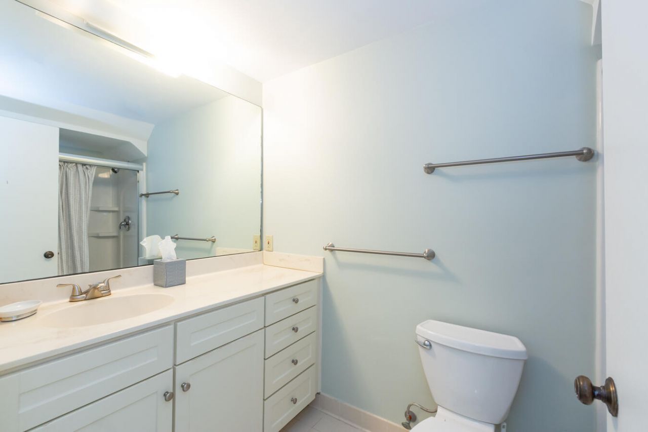 9002 Palmetto Drive Photo 22