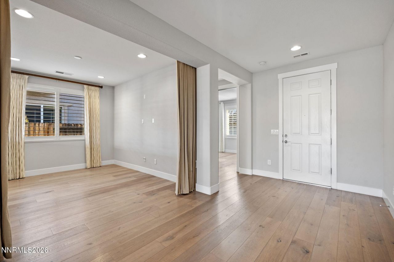 9785 Hafflinger Lane, Reno, NV 89521 Photo