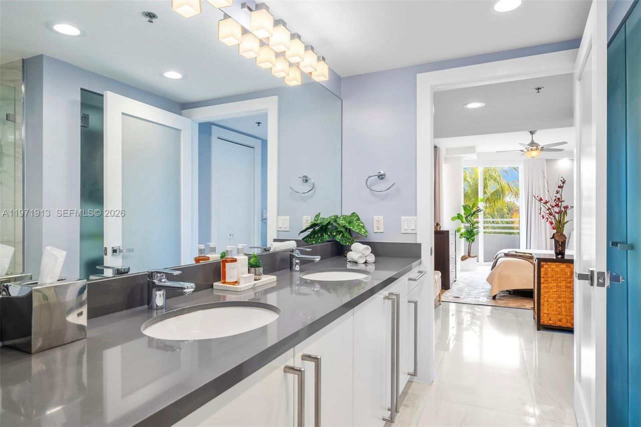 226 Ocean Dr , Unit 3C, Miami Beach, FL 33139 Photo