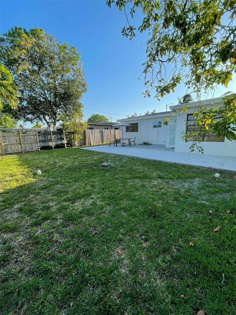 2813 Bahama Dr, Miramar, FL 33023 Photo