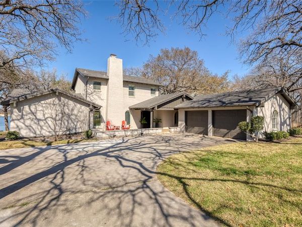 400 Driftwood Court, Azle, TX 76020