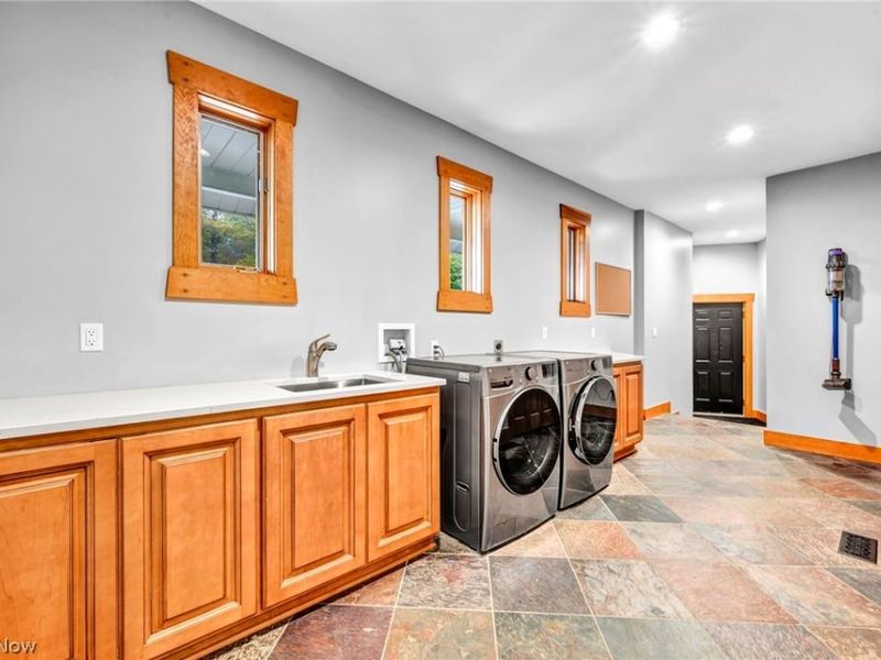 7184 Neff Road, Valley City, OH 44280 Photo 11
