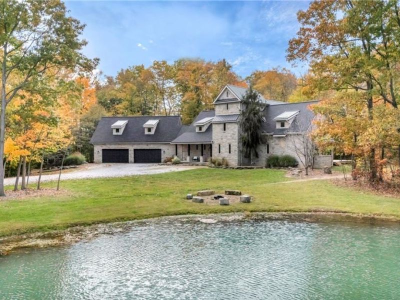 7184 Neff Road, Valley City, OH 44280 Photo 2