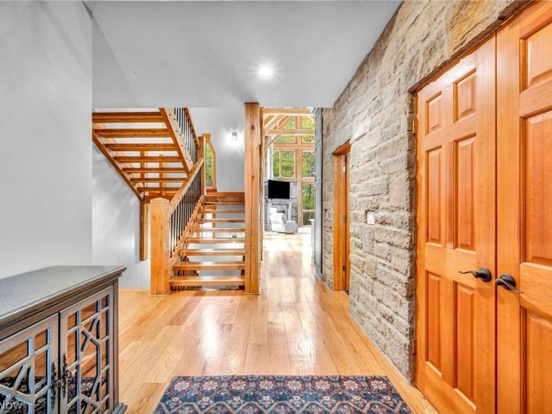 7184 Neff Road, Valley City, OH 44280 Photo 5