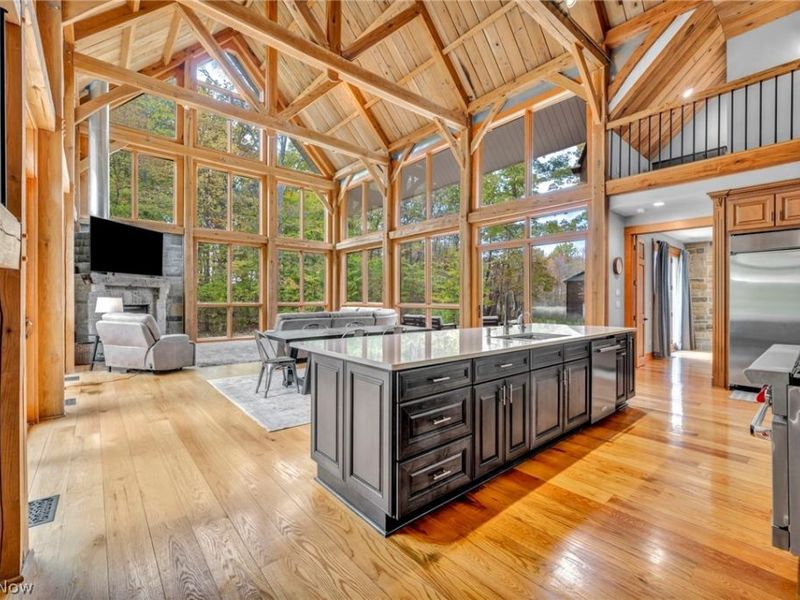 7184 Neff Road, Valley City, OH 44280 Photo 8