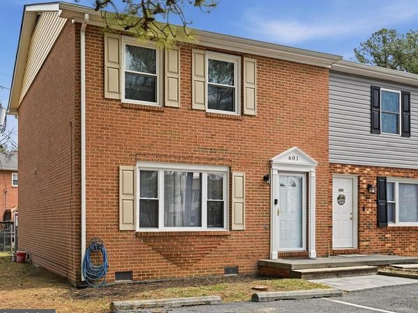 601 CARROLL DRIVE, STEPHENS CITY, VA 22655