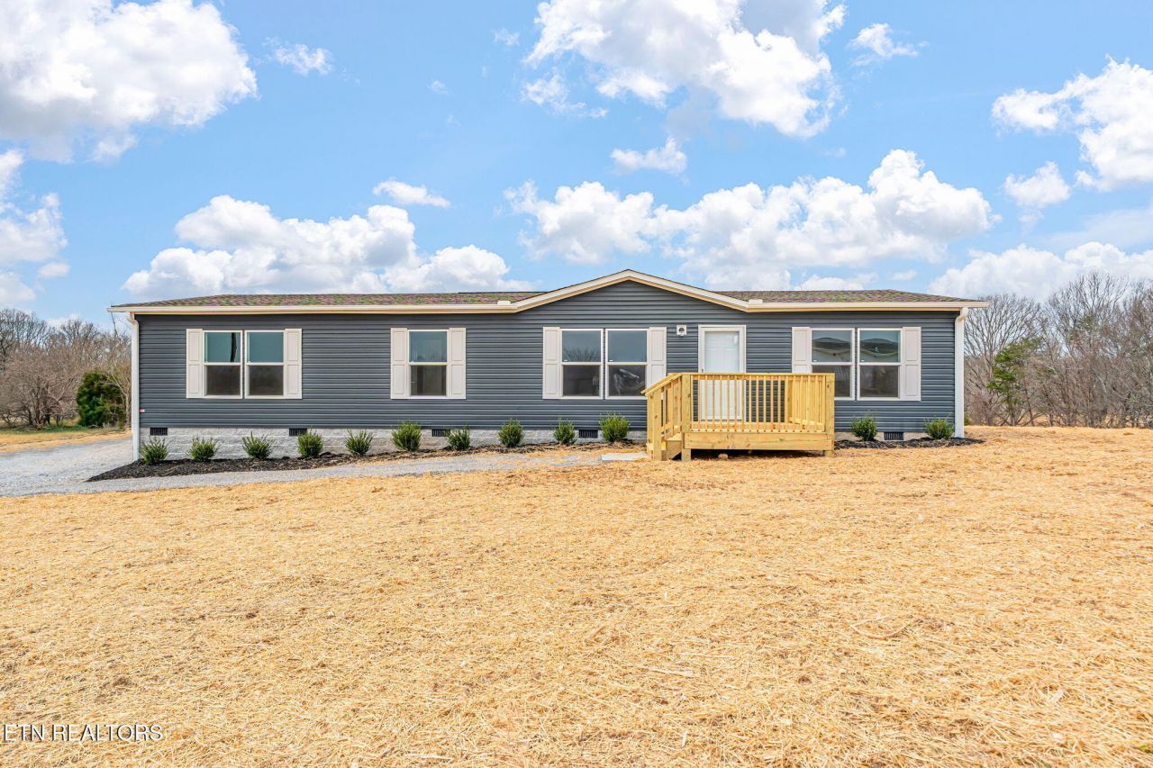 106 County Road 314, Sweetwater, TN 37874 Main Photo