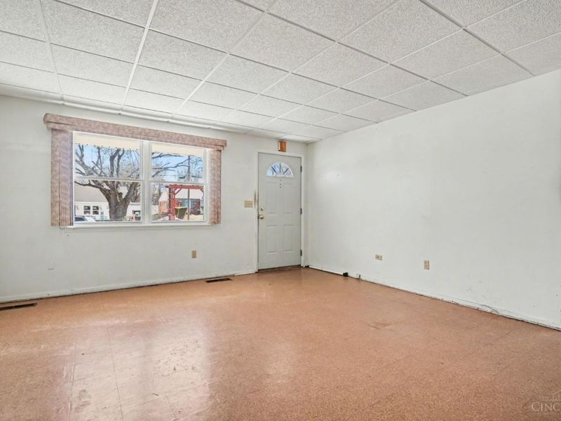 7929 Fairhope Court, Springfield Twp., OH 45224 Photo 2