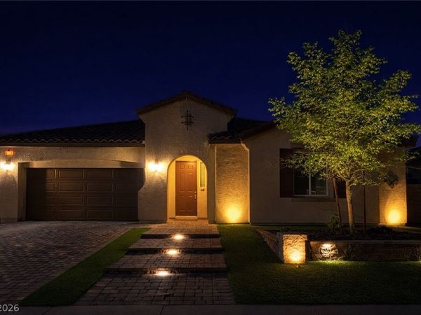 6721 Sycamore Pines Street, Las Vegas, NV 89149