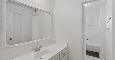 9 La Pera Ct #4, Unit 4, Sacramento, CA 95823 Photo