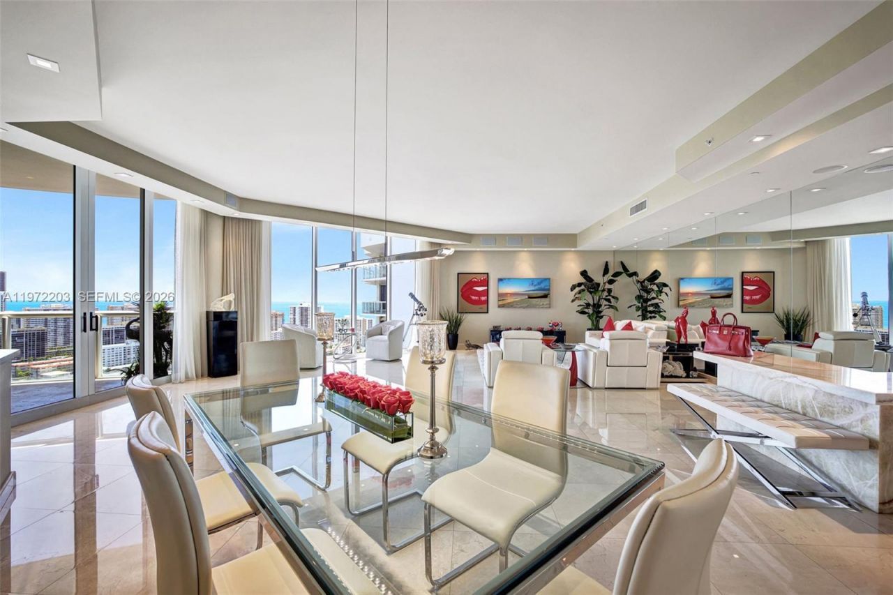 21200 Point Pl, Unit PH2804, Aventura, FL 33180 Photo