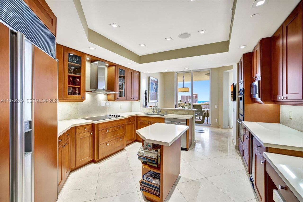 21200 Point Pl, Unit PH2804, Aventura, FL 33180 Photo
