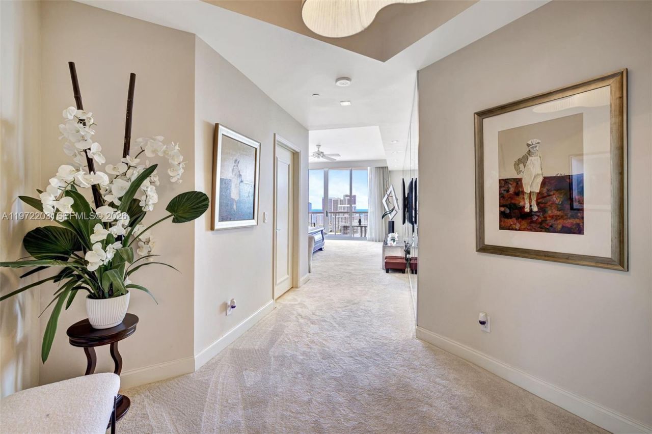 21200 Point Pl , Unit PH2804, Aventura, FL 33180 Photo