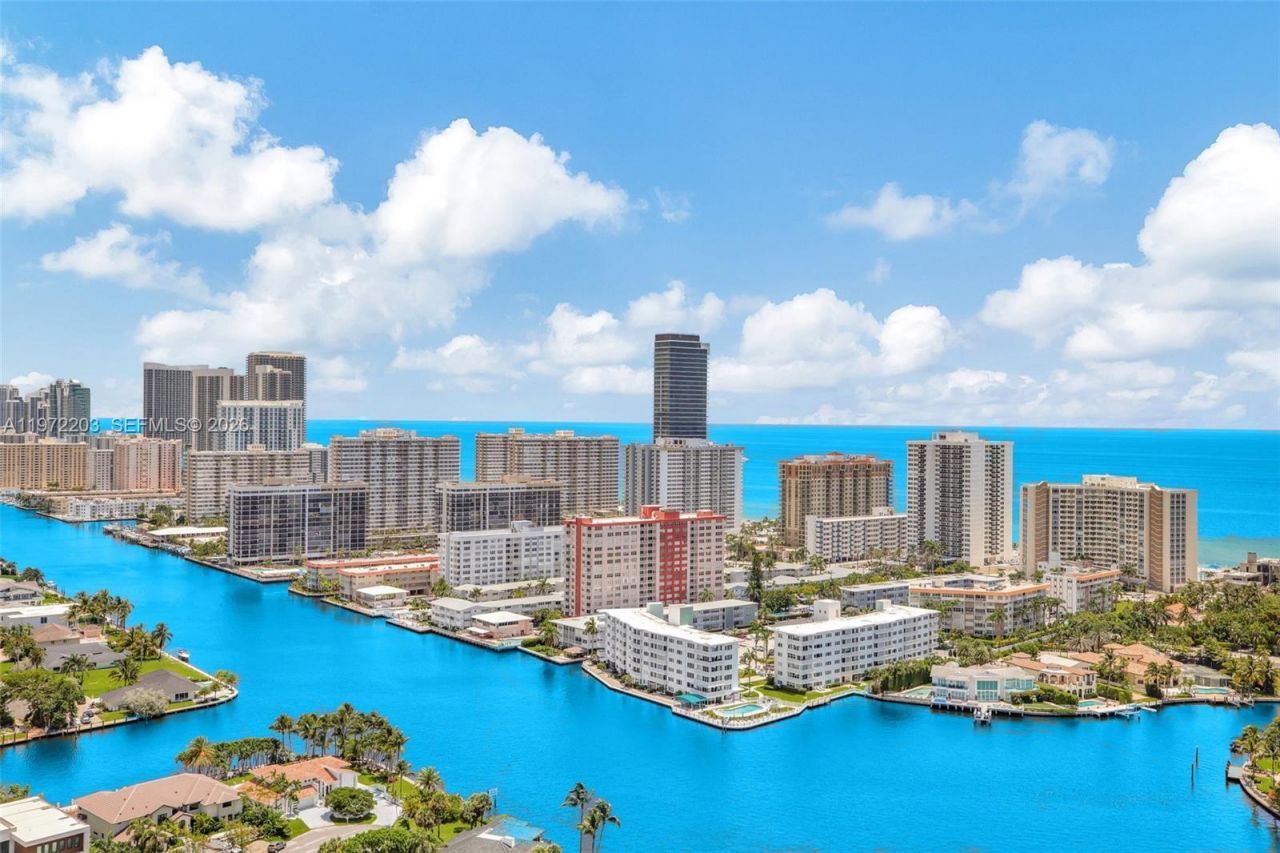21200 Point Pl, Unit PH2804, Aventura, FL 33180 Photo