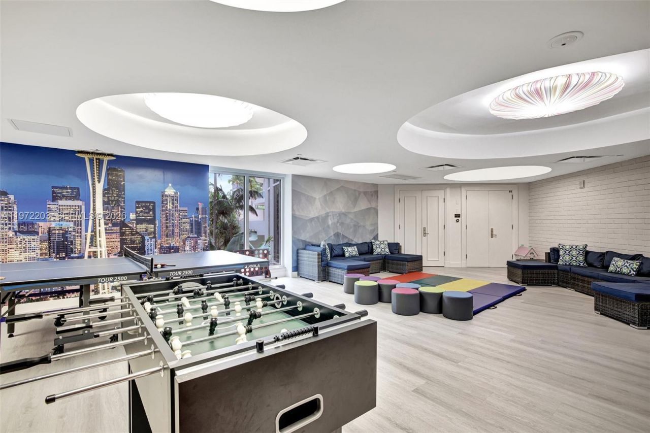 21200 Point Pl, Unit PH2804, Aventura, FL 33180 Photo