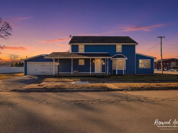 494 W Guertin Street , St. Anne, IL 60964