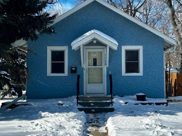 1514 S 1st Street, Aberdeen, SD 57401