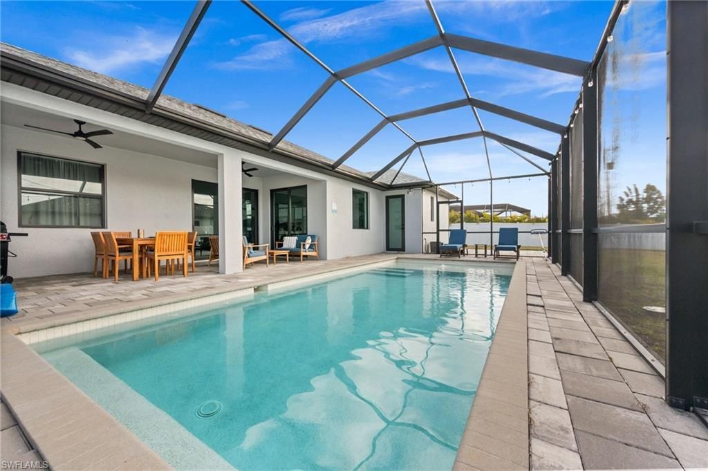1510 NW 4th St, Cape Coral, FL 33993 Photo