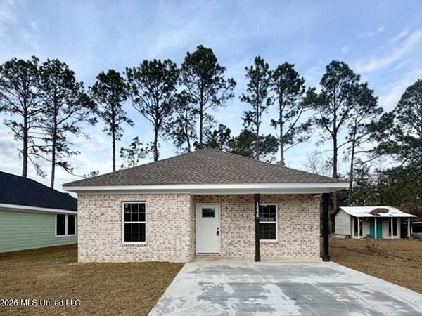 1524 Wynedote Drive, Gautier, MS 39553