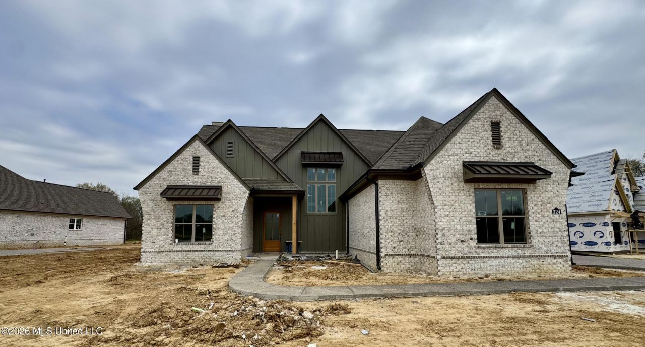 324 Oakworth Drive Hernando, MS 38632