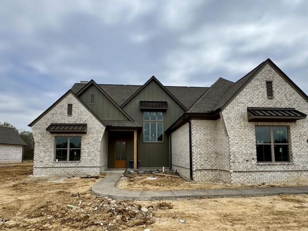 324 Oakworth Drive, Hernando, MS 38632