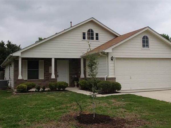 736 Blair Ave, Bastrop, TX 78602