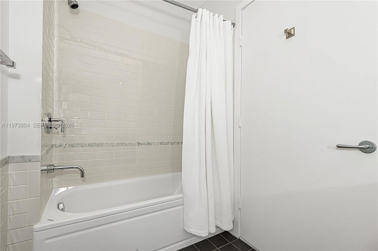 6101 Aqua Ave , Unit 702, Miami Beach, FL 33141 Photo