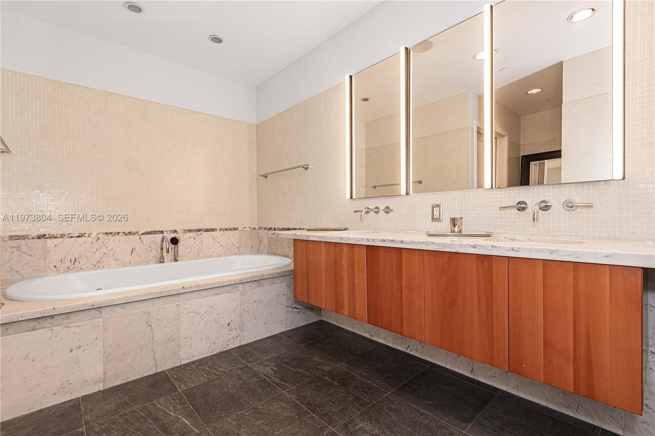 6101 Aqua Ave , Unit 702, Miami Beach, FL 33141 Photo