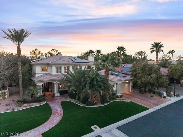 7453 Singing Tree Street , Las Vegas, NV 89123