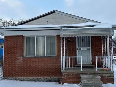 4900 Elmhurst Street, Detroit, MI 48204