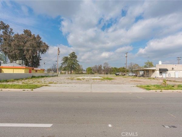 217 Niles Place, Bakersfield, CA 93305