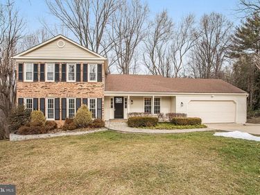 9824 FOSBAK DRIVE, VIENNA, VA 22182
