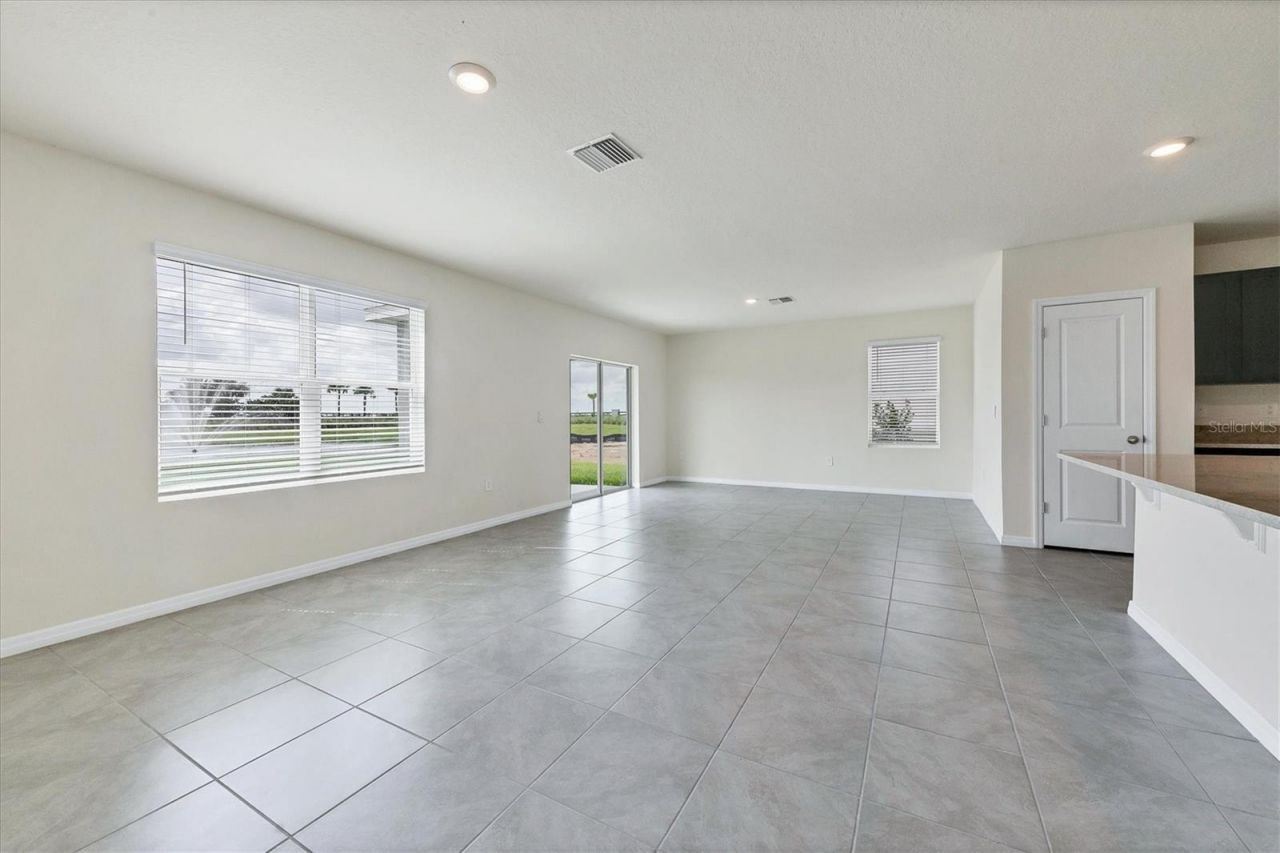 3279 Hilltop Circle, Lakewood Ranch, FL 34211 Photo