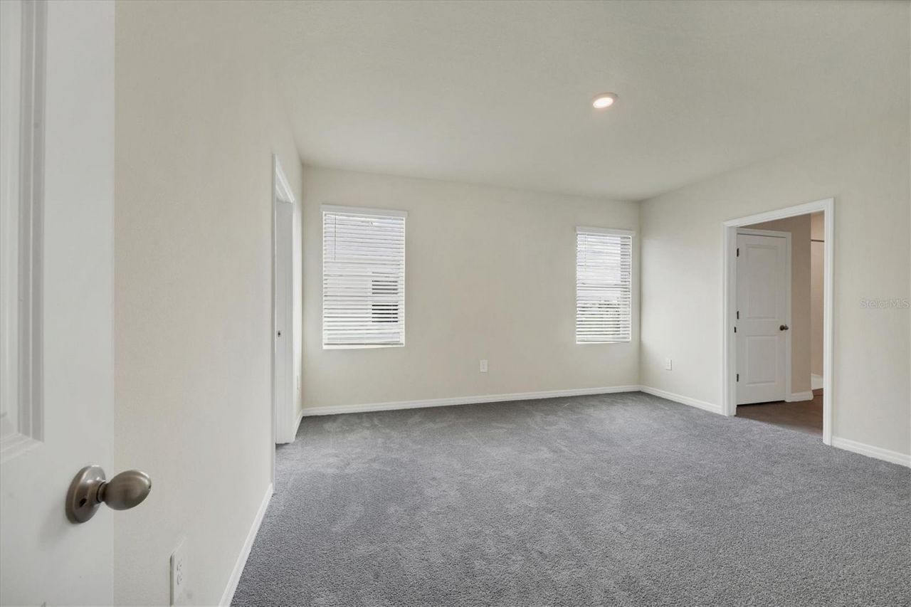 3279 Hilltop Circle, Lakewood Ranch, FL 34211 Photo