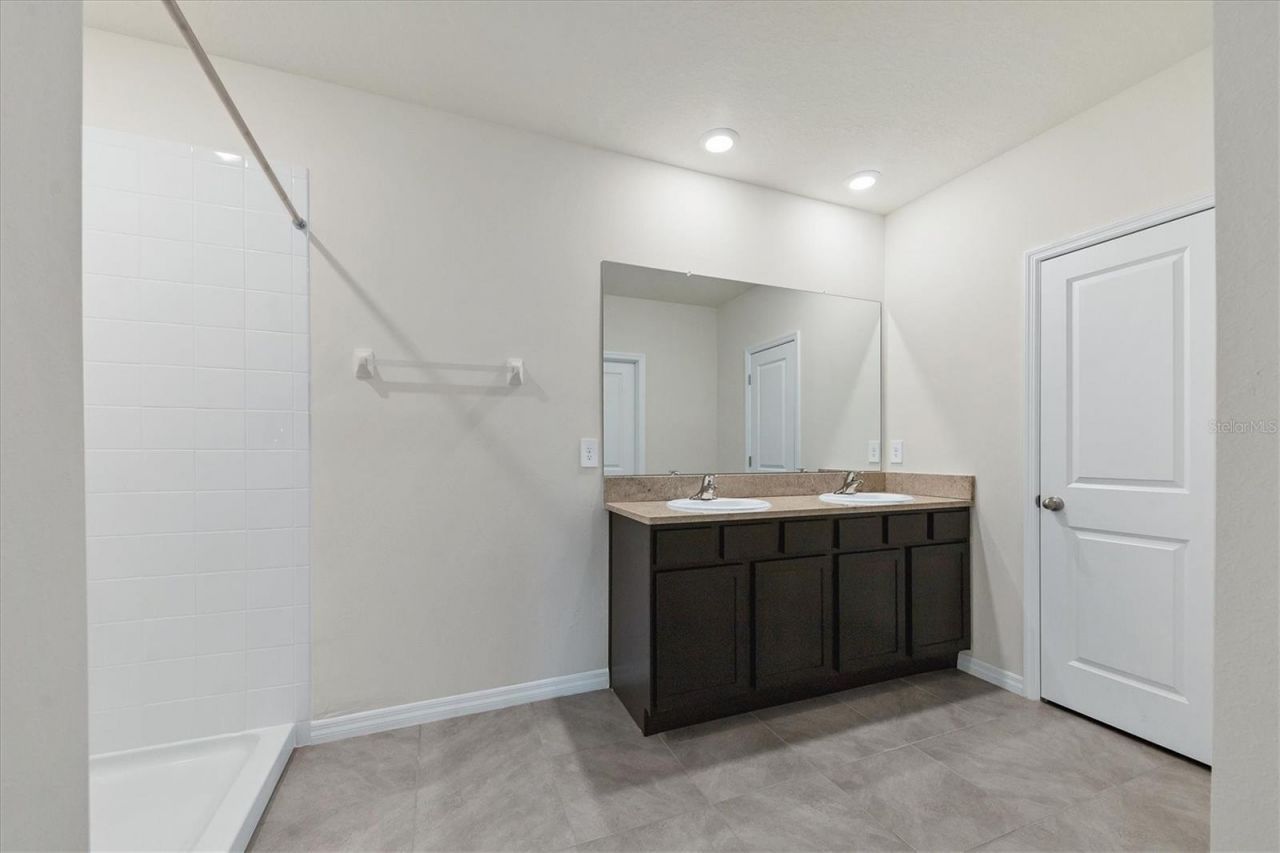 3279 Hilltop Circle, Lakewood Ranch, FL 34211 Photo