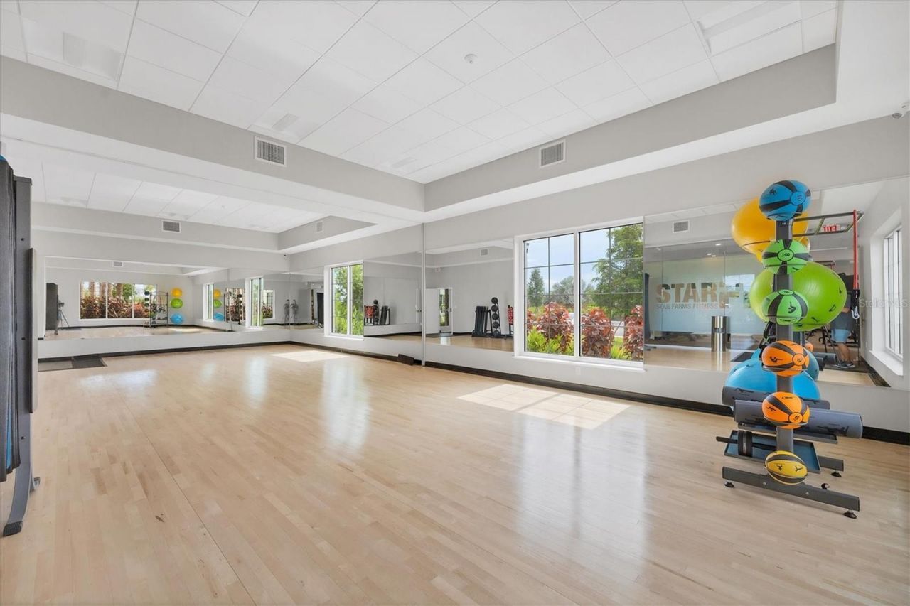 3279 Hilltop Circle, Lakewood Ranch, FL 34211 Photo