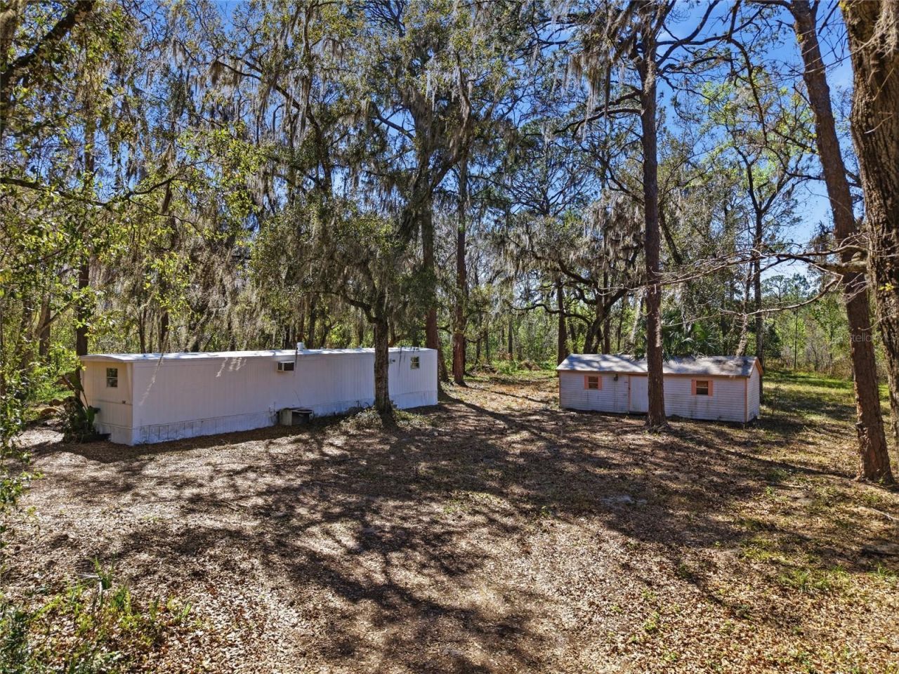 13401 Palm Drive , Astatula, FL 34705 Photo