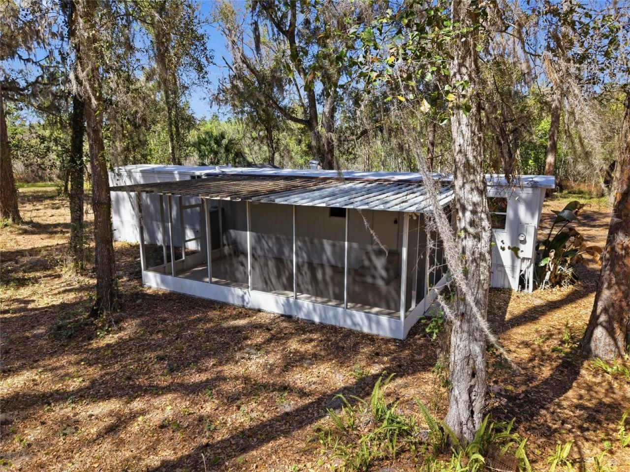 13401 Palm Drive , Astatula, FL 34705 Photo