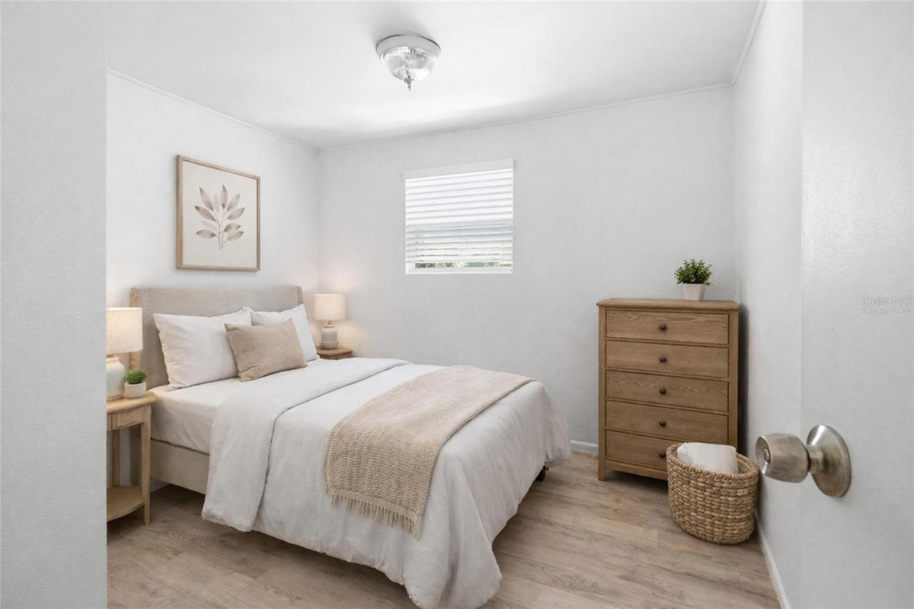 13401 Palm Drive , Astatula, FL 34705 Photo