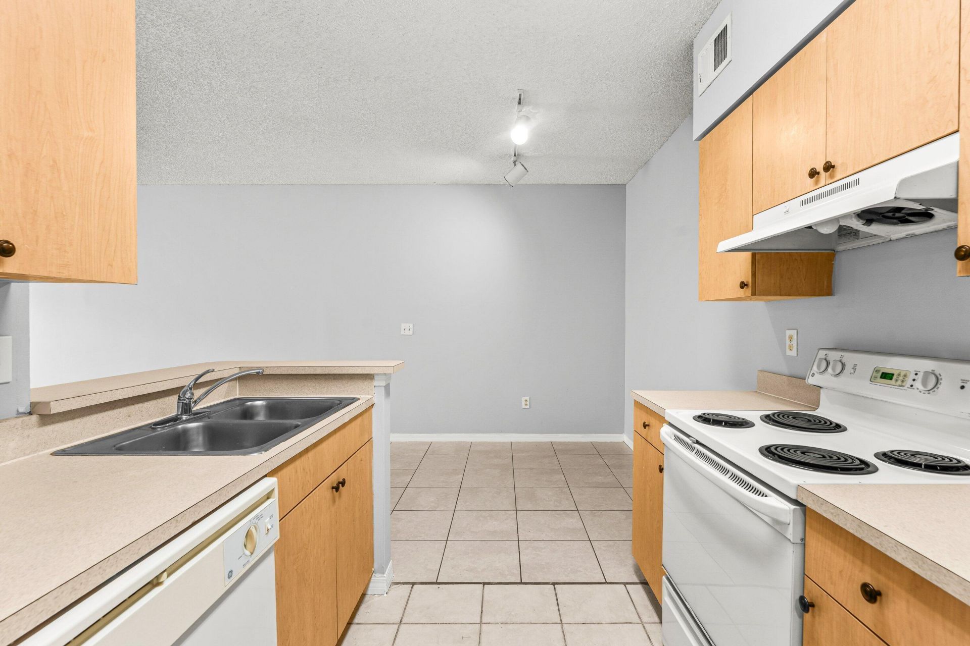 10354 Fox Trail Rd S., Unit 1509, Royal Palm Beach, FL 33411 Photo