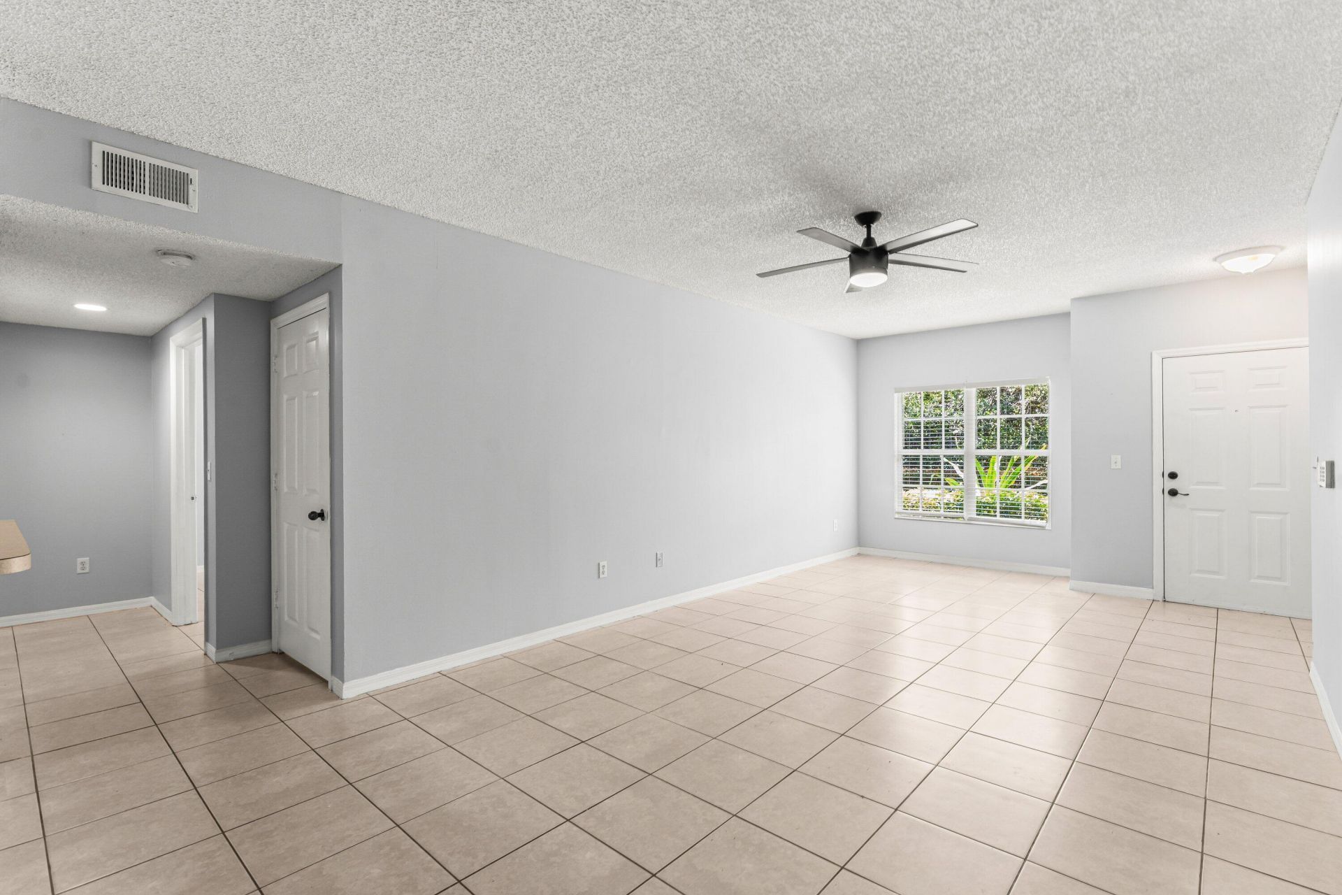 10354 Fox Trail Rd S., Unit 1509, Royal Palm Beach, FL 33411 Photo