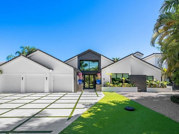 3746 NW 53rd Street, Boca Raton, FL 33496